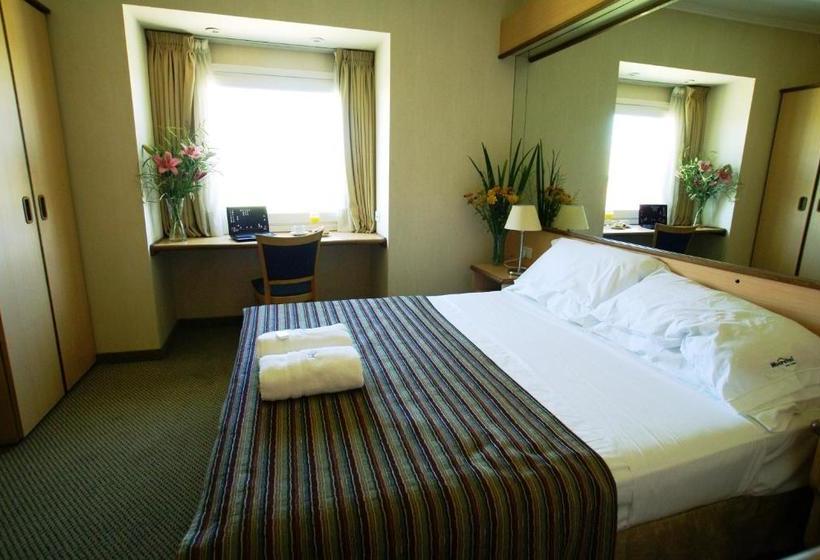 هتل Aeroparque Inn And Suites