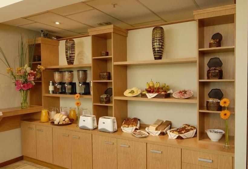 هتل Aeroparque Inn And Suites