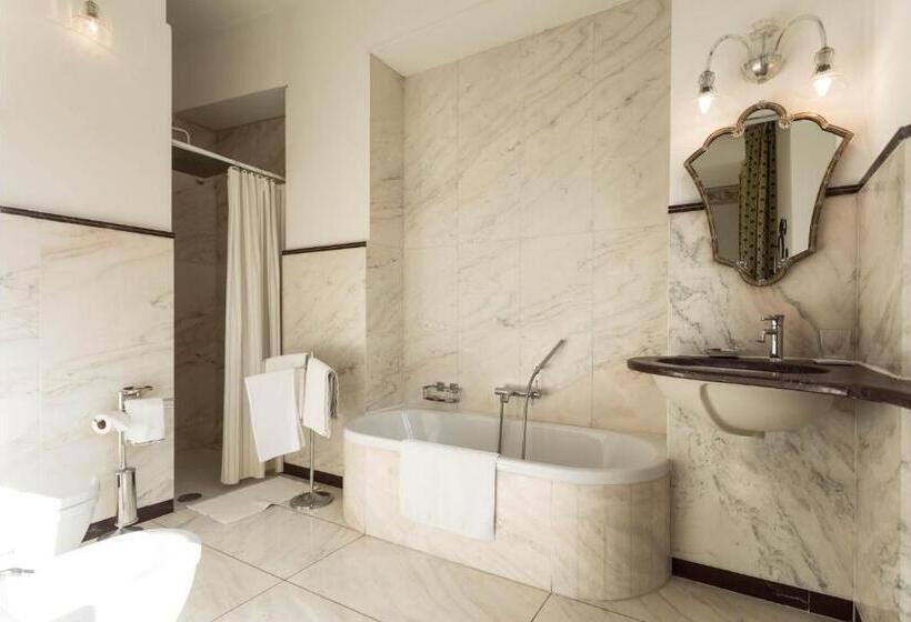 호텔 Albergo Ristorante Madonnina