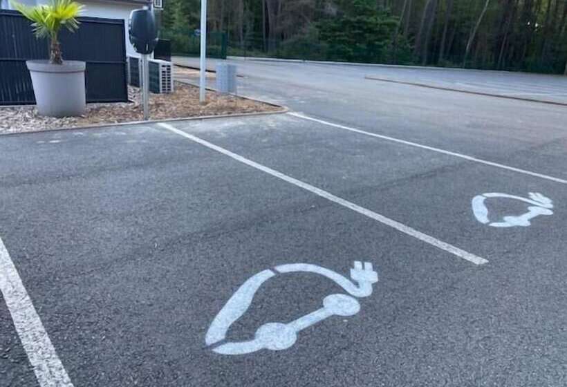 Отель Arbor Les Hunaudieres Le Mans Sud Mulsanne