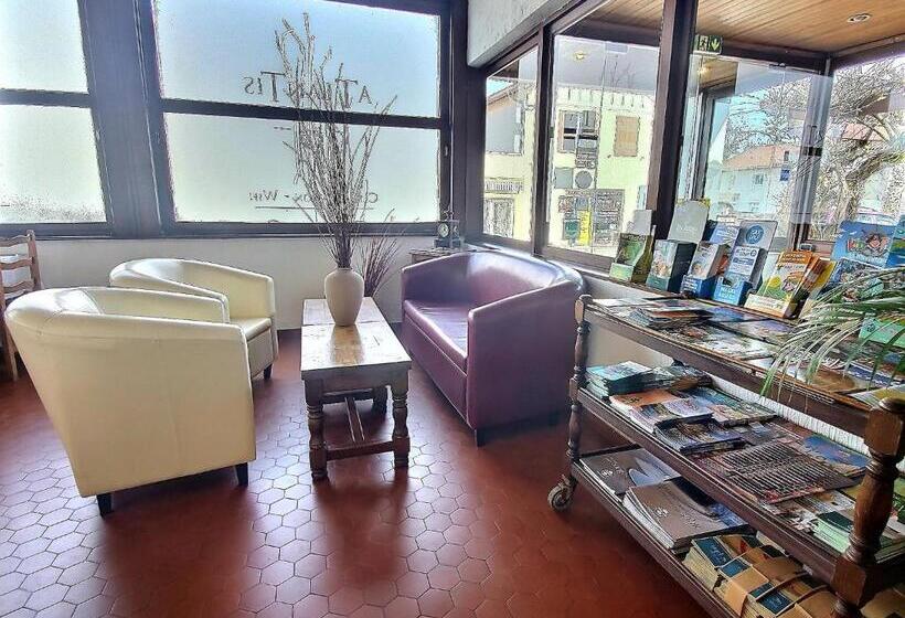 Отель Atlantis Hôtel