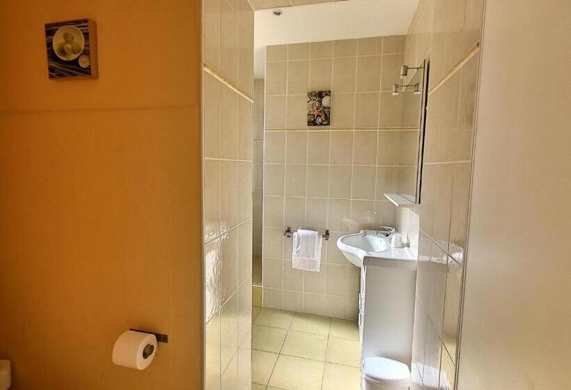 Отель Atlantis Hôtel