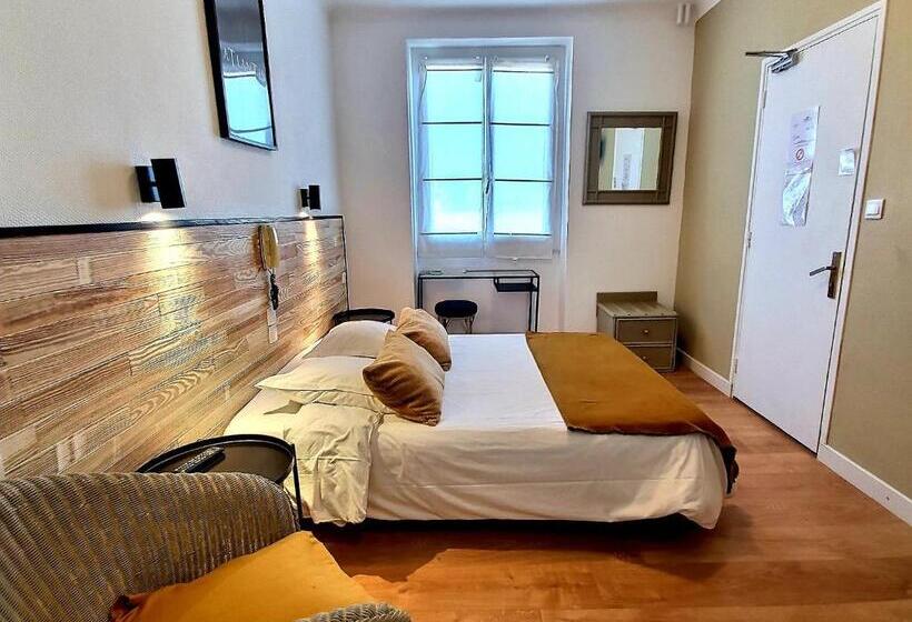 Отель Atlantis Hôtel