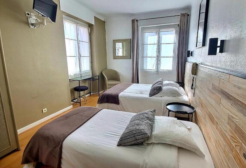 Отель Atlantis Hôtel