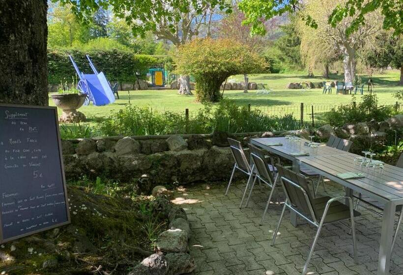 Отель Au Sans Souci