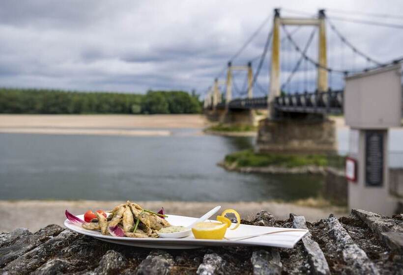 호텔 Auberge De La Loire