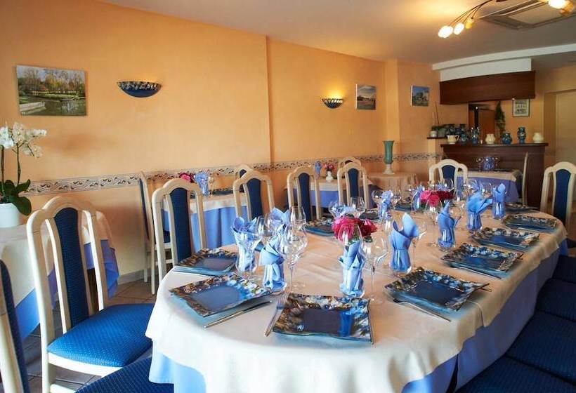 호텔 Auberge De La Loire