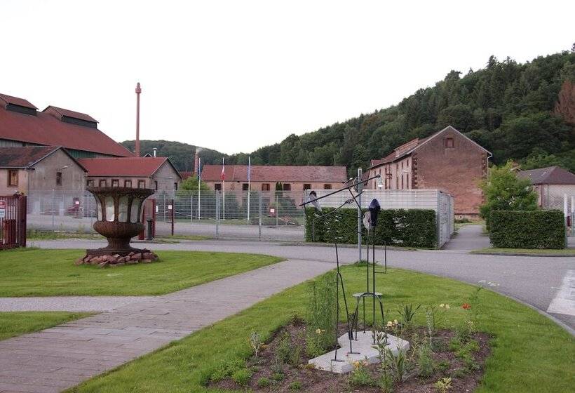 Отель Auberge Des Mésanges