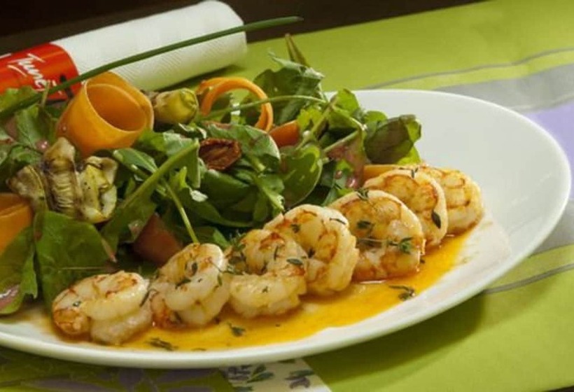 هتل Austral Plaza