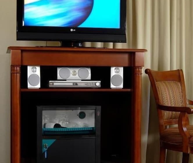 هتل Austral Plaza