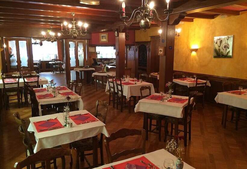 酒店 Aux Deux Clefs