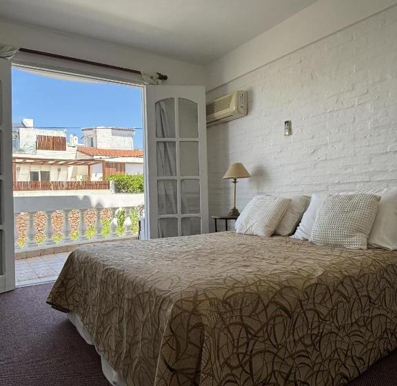 בית מלון כפרי Bagu Villa De Mar