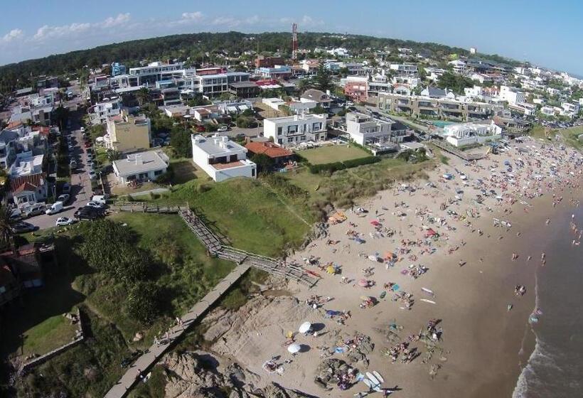 בית מלון כפרי Bagu Villa De Mar