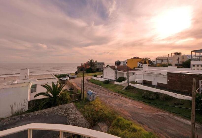 בית מלון כפרי Bagu Villa De Mar