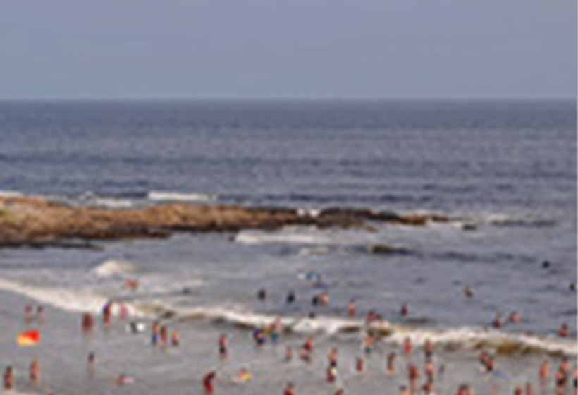 בית מלון כפרי Bagu Villa De Mar