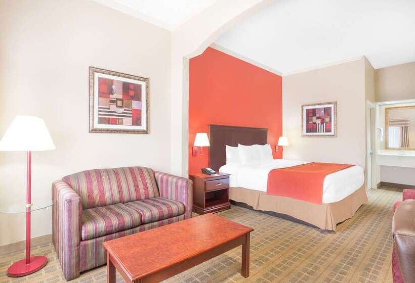 فندق Baymont By Wyndham Crestview