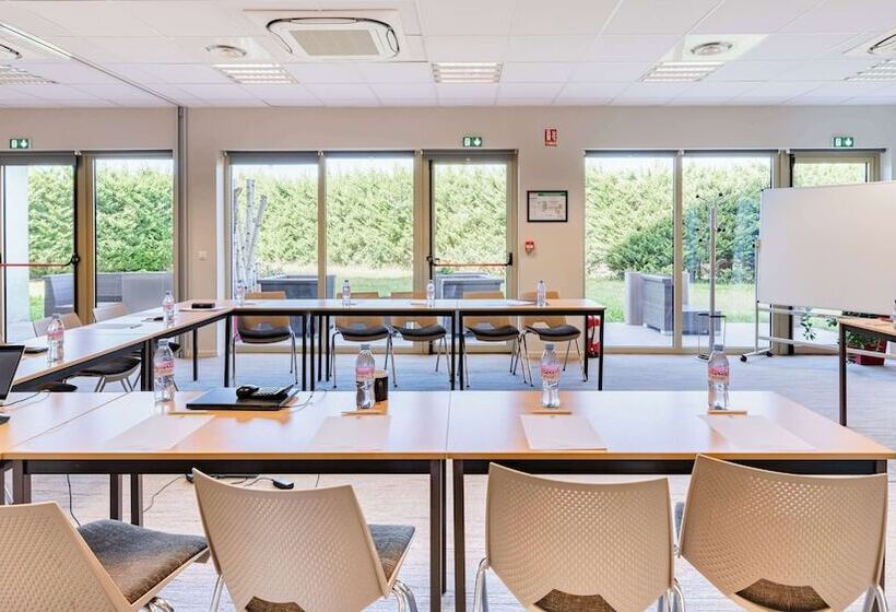 فندق Best Western Hôtel Des Barolles   Lyon Sud