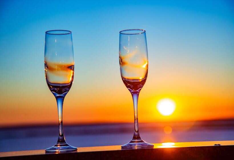 Отель Blue Tree Towers Millenium Porto Alegre