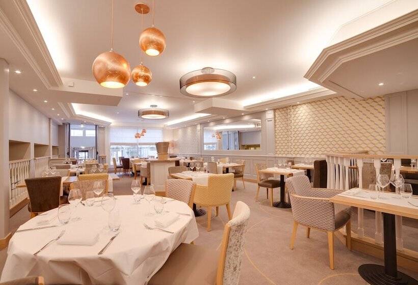 Brit Hotel Les Voyageurs