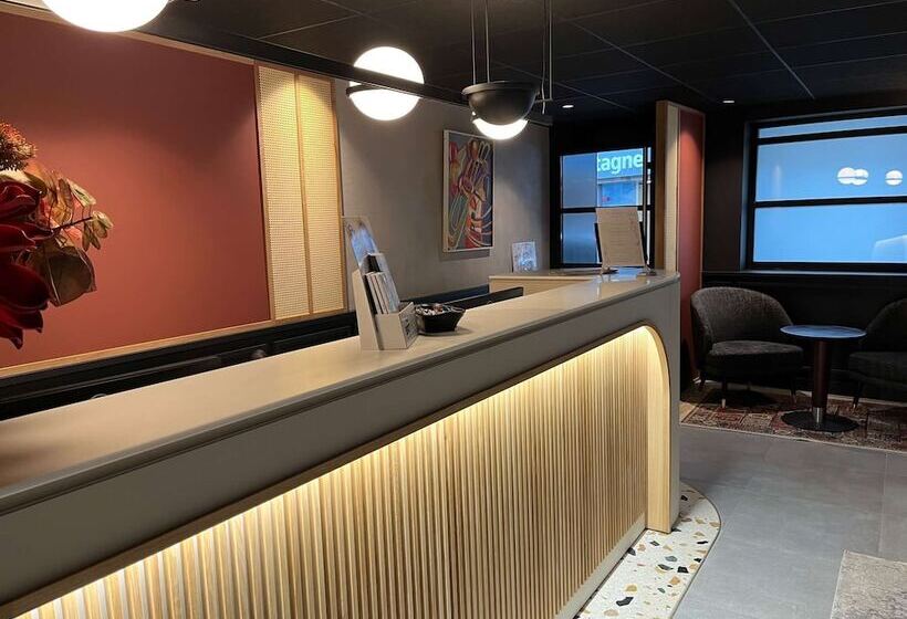 Brit Hotel Les Voyageurs