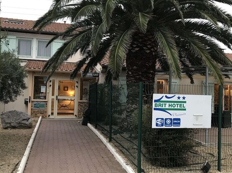 Brit Hotel Plaisance A9/a61