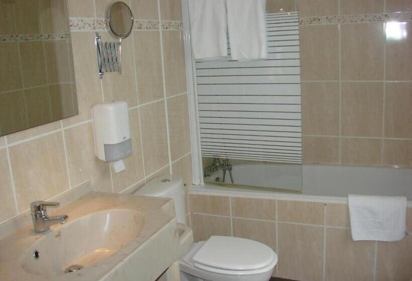 Отель Chez Marion