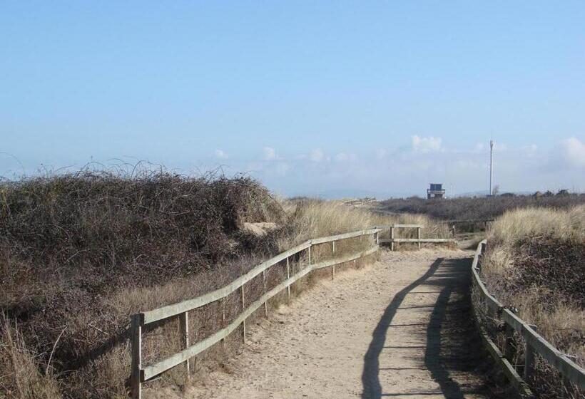 Отель Chez Marion