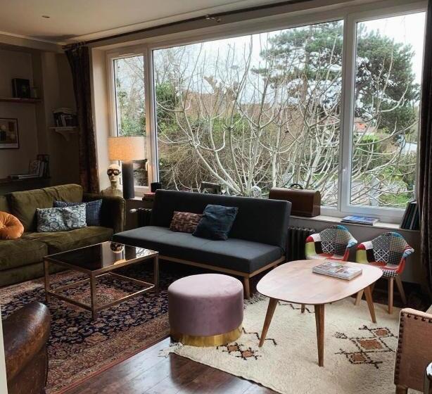 Отель Chez Marion