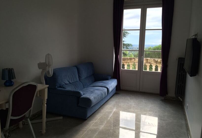 فندق Château Nevers