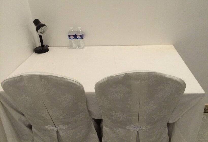 בית מלון כפרי Château Nevers