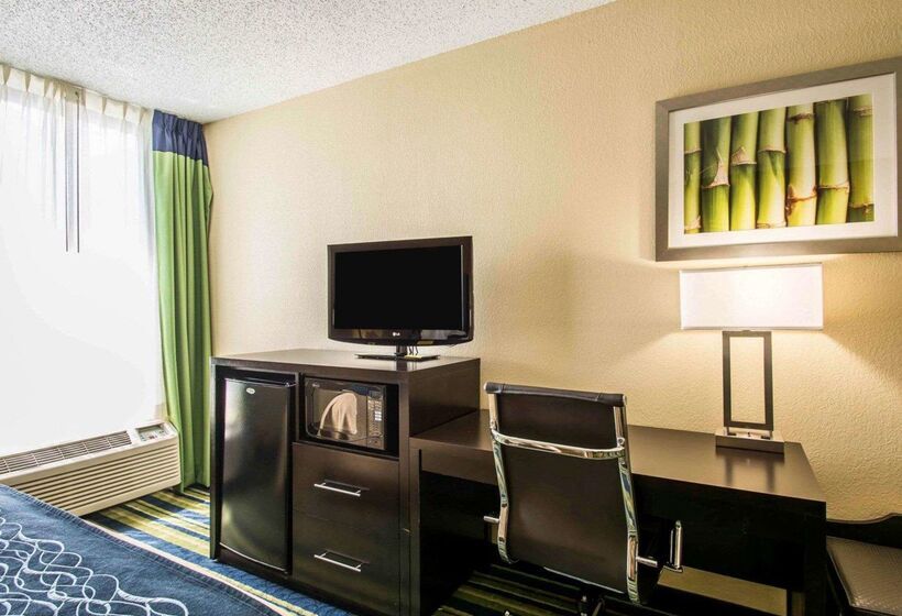 فندق Comfort Inn & Suites Lantana   West Palm Beach South