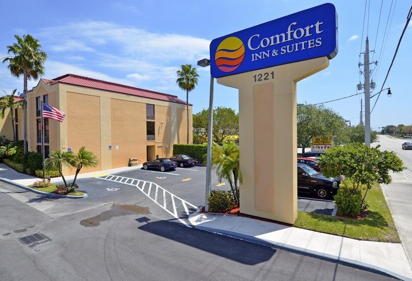 فندق Comfort Inn & Suites Lantana   West Palm Beach South