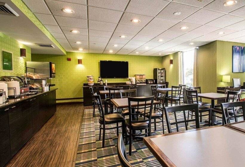 호텔 Comfort Inn & Suites Lantana   West Palm Beach South