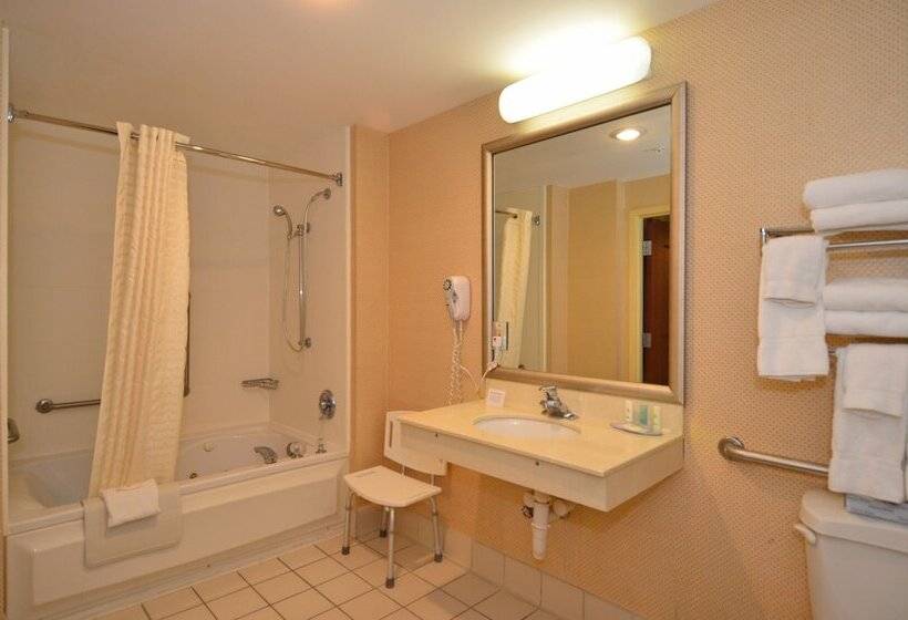 فندق Comfort Inn & Suites Lantana   West Palm Beach South