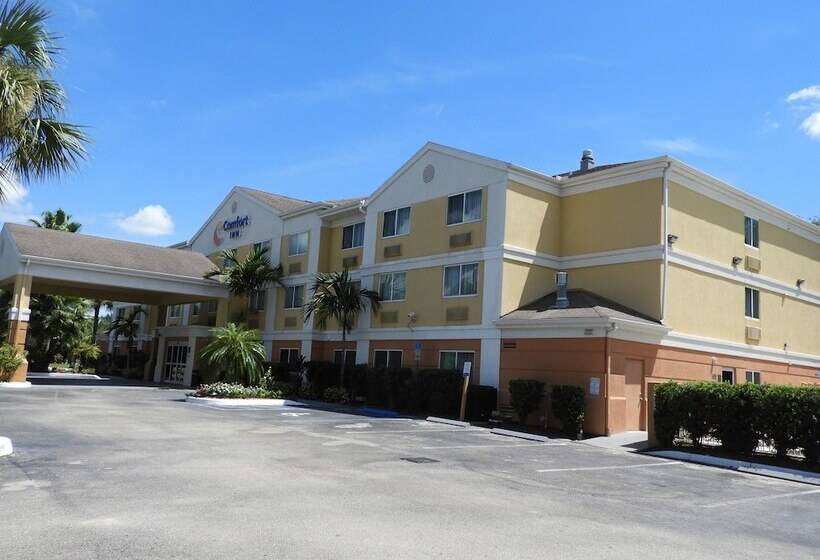 فندق Comfort Inn Fort Myers Northeast