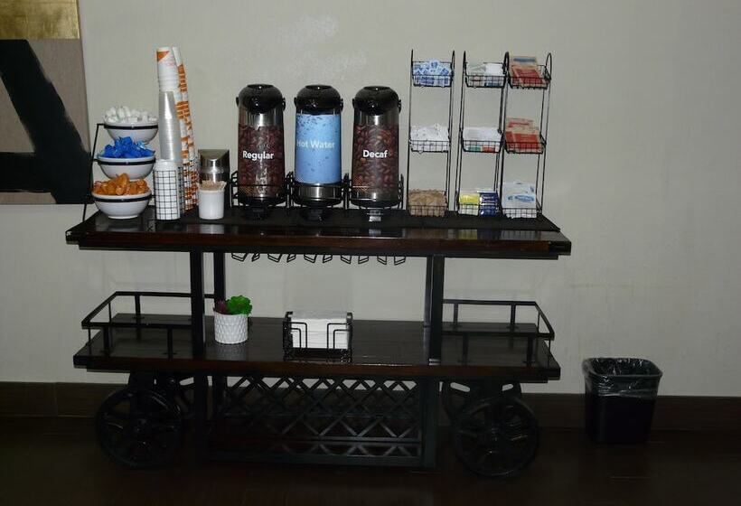 فندق Comfort Inn Fort Myers Northeast