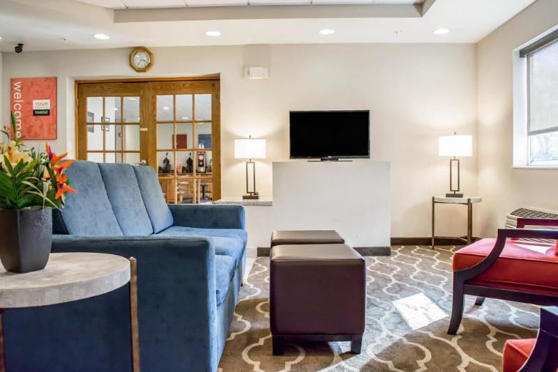 فندق Comfort Inn Fort Myers Northeast