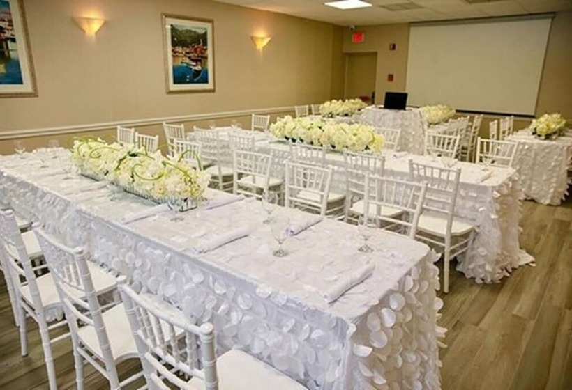 فندق Comfort Inn Oceanside Deerfield Beach