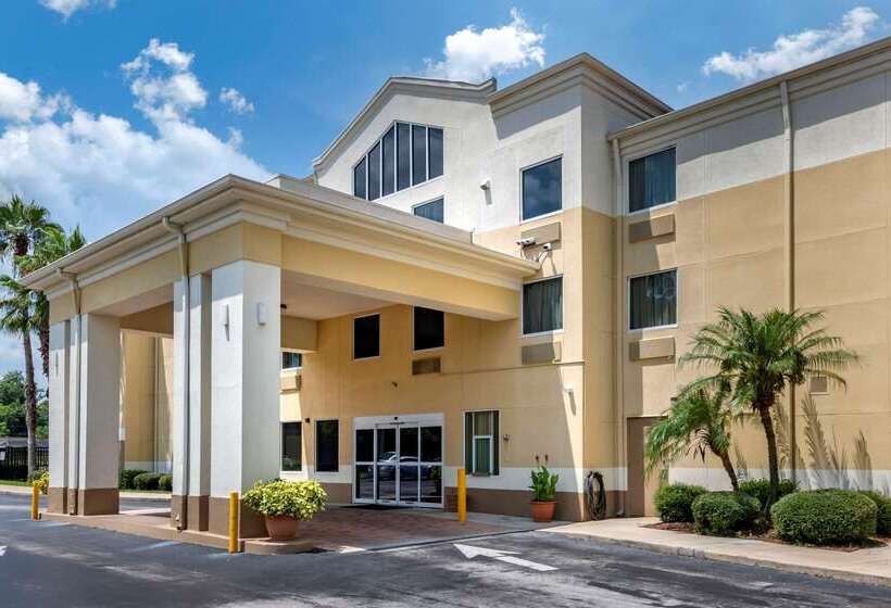 فندق Comfort Inn & Suites Deland  Near University