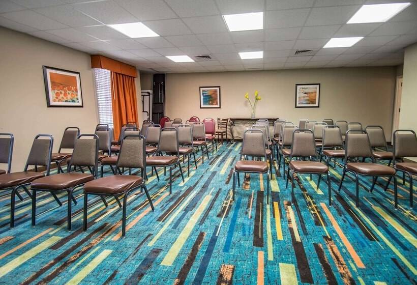 فندق Comfort Inn & Suites Fort Lauderdale West Turnpike