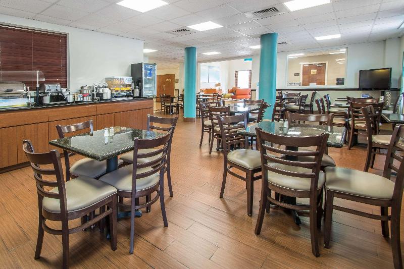 فندق Comfort Inn & Suites Fort Lauderdale West Turnpike