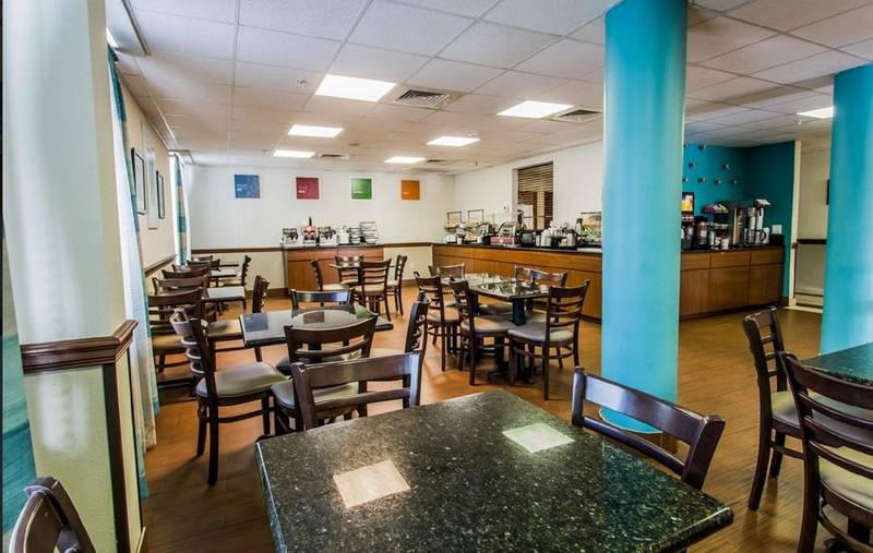 فندق Comfort Inn & Suites Fort Lauderdale West Turnpike