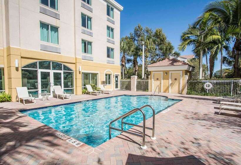 فندق Comfort Inn & Suites Jupiter I95