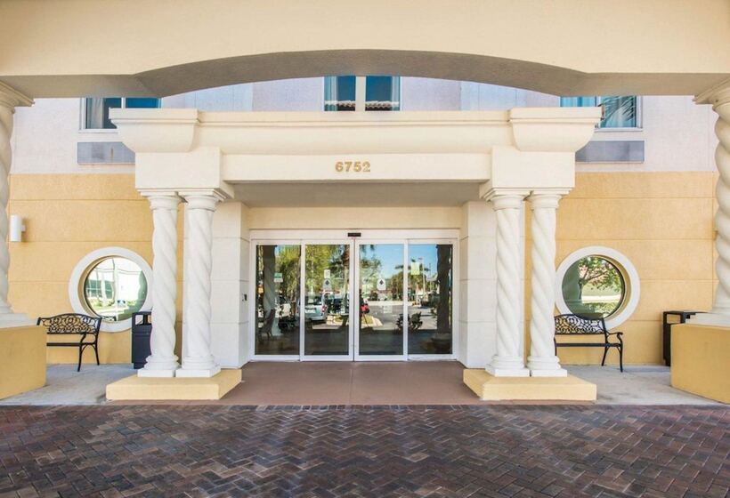 فندق Comfort Inn & Suites Jupiter I95