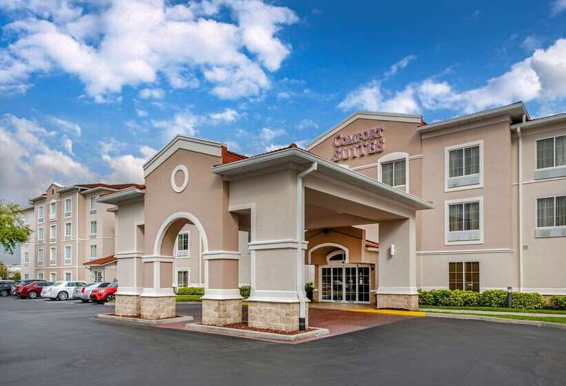 호텔 Comfort Suites Downtown