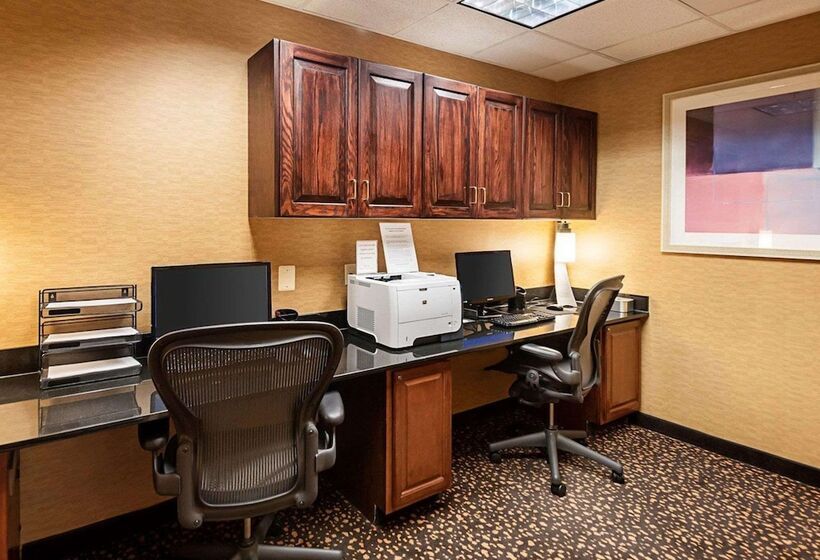 호텔 Comfort Suites Dulles Airport