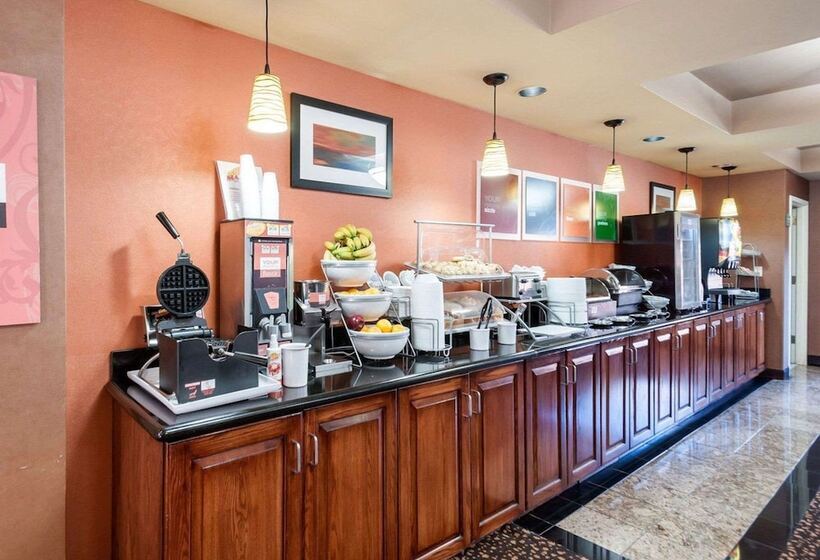 호텔 Comfort Suites Dulles Airport