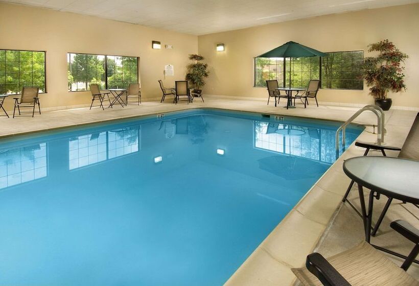 호텔 Comfort Suites Dulles Airport