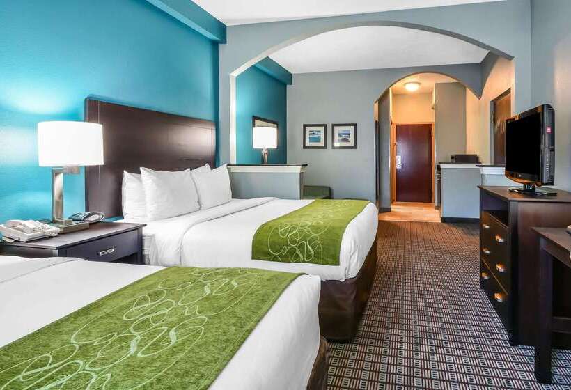 فندق Comfort Suites Tampa  Brandon