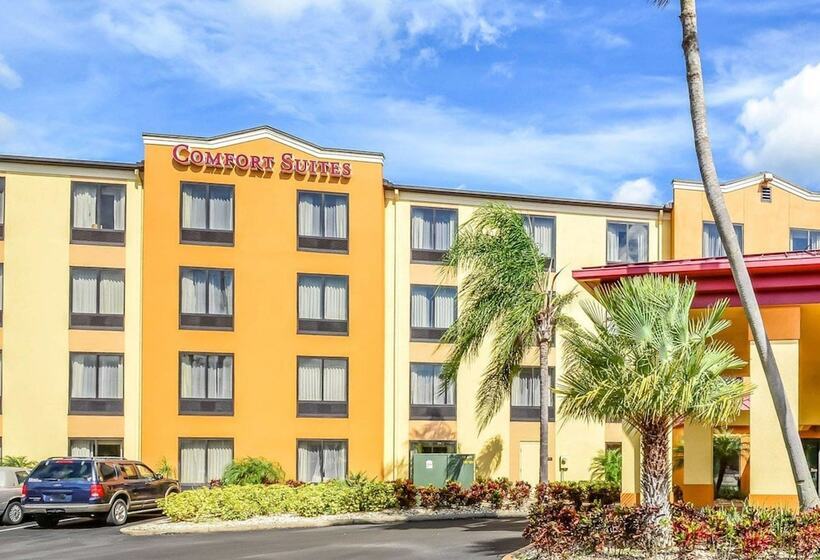 فندق Comfort Suites Tampa  Brandon